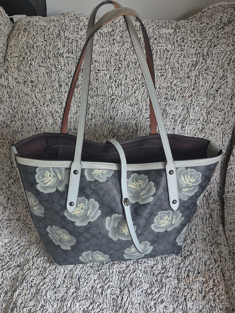 Coach đ¤ Floral-Print Tote Bag